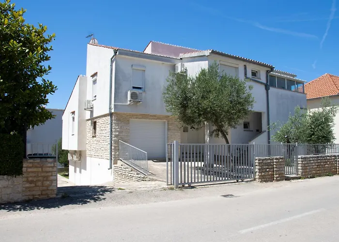 Pepi Apartments 1